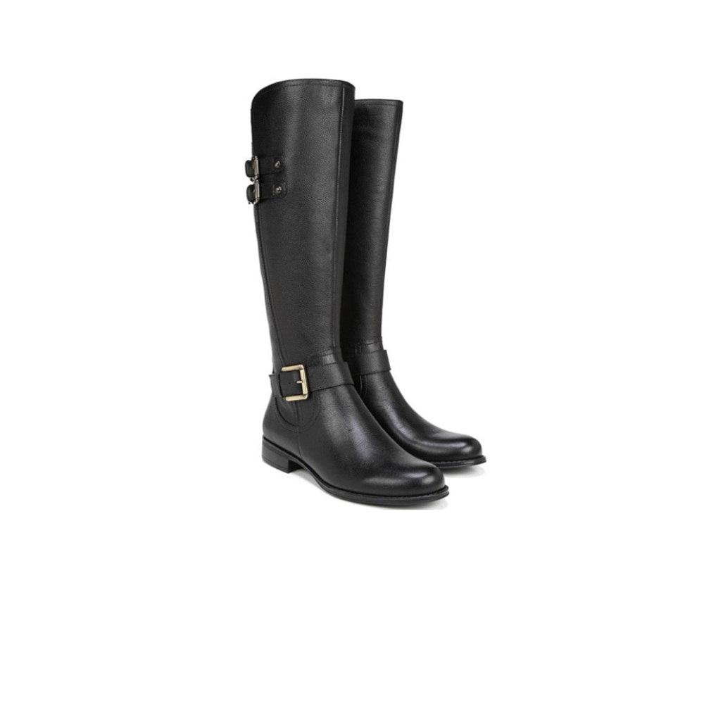 NWT Naturalize Jessie boots size 7 🖤